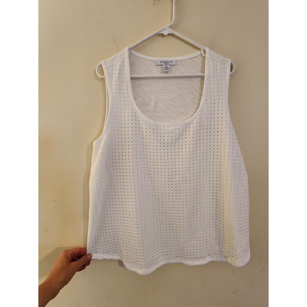 Liz Claiborne Size XL Petite White TEXTURED Front Sleeveless Top Beach Coastal
